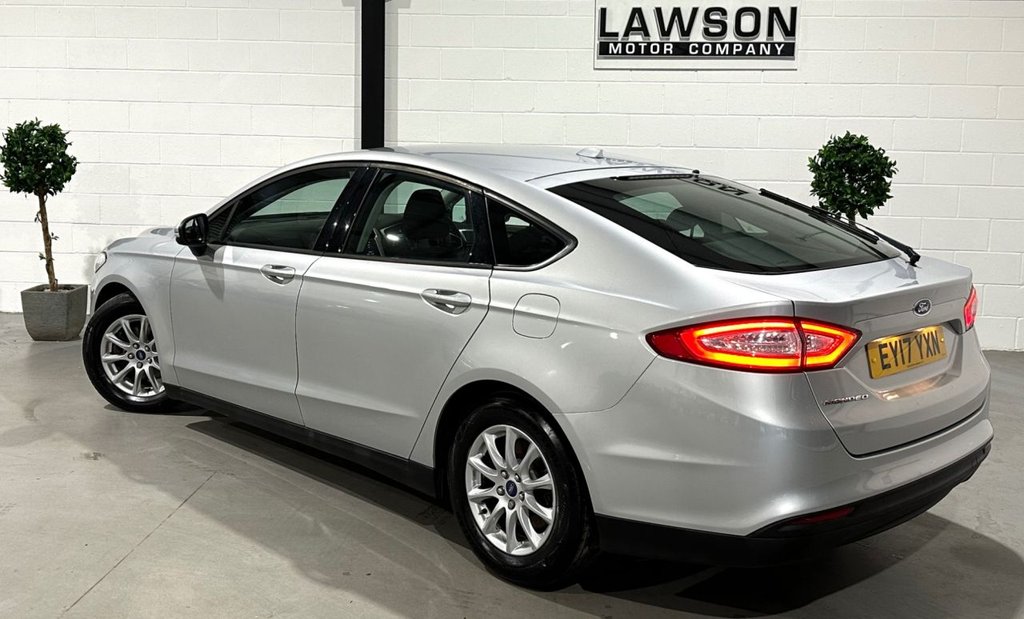 USED 2017 17 FORD MONDEO 2.0 TDCi ECOnetic Style Hatchback 5dr Diesel Manual Euro 6 (s/s) (150 ps) 
