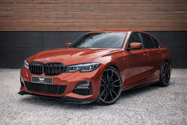 View our BMW 3 SERIES