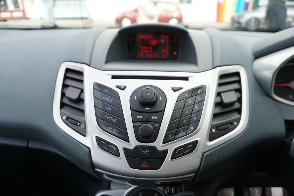 USED 2010 10 FORD FIESTA 1.4 Titanium 5dr JUST ARRIVED!!!