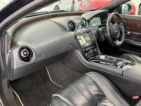 USED 2013 13 JAGUAR XJ 3.0d V6 Portfolio Saloon 4dr Diesel Auto Euro 5 (s/s) (LWB) (275 ps) REAR ENTERTAINMENT + PAN SROOF + MERIDIAN SOUND SYS + 2 KEYS!