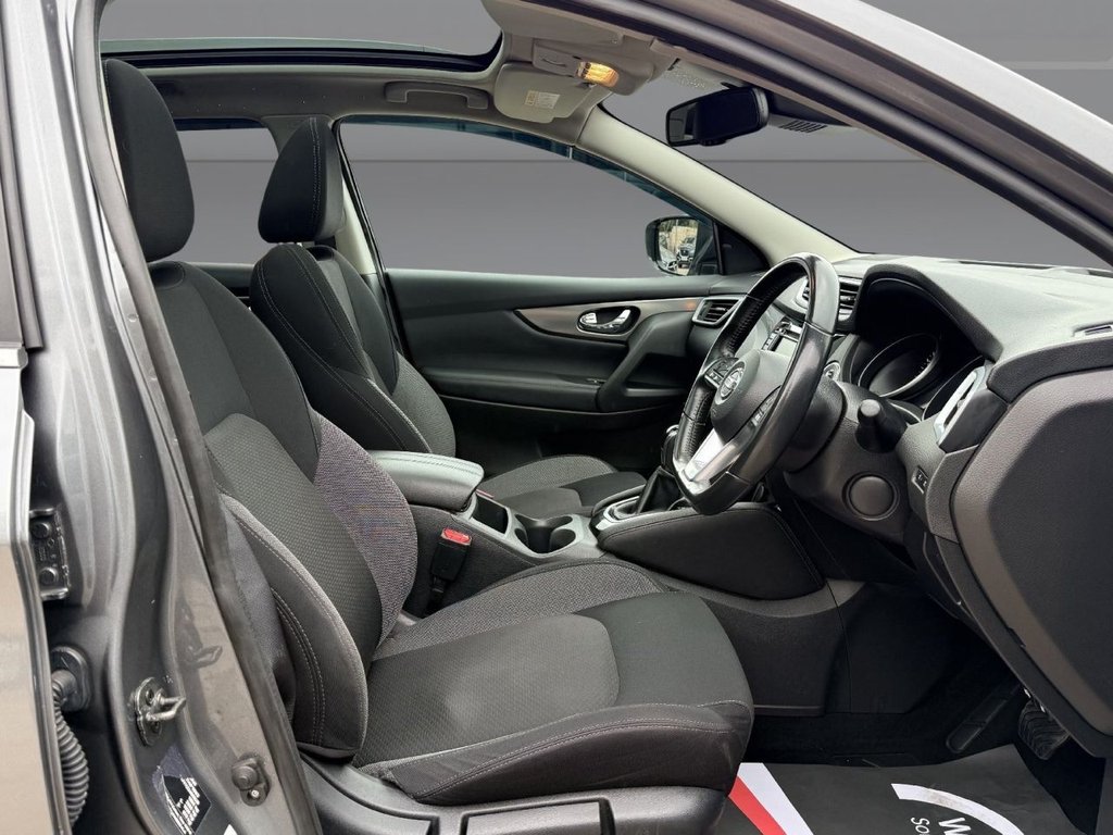 USED 2018 68 NISSAN QASHQAI 1.3 DIG-T N-Connecta SUV 5dr Petrol DCT Auto Euro 6 (s/s) (160 ps) PAN ROOF+360 CAMERA+SAT NAV