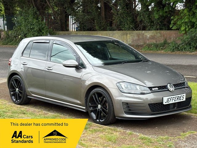 View our Volkswagen Golf range