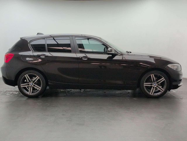 USED 2018 18 BMW 1 SERIES 1.5 118i Sport 5dr CLICK+COLLECT / HOME DELIVERY
