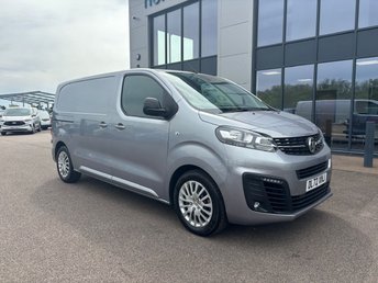 2023 VAUXHALL VIVARO