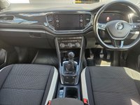 USED 2018 67 VOLKSWAGEN T-ROC 1.5 TSI EVO SEL SUV 5dr Petrol Manual Euro 6 (s/s) (150 ps) 