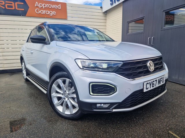 View our VOLKSWAGEN T-ROC