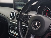 USED 2018 68 MERCEDES-BENZ GLA 1.6 GLA180 Urban Edition SUV 5dr Petrol 7G-DCT Euro 6 (s/s) (122 ps) SERV H | LEATHERS | APPLE CAR