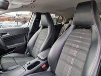 USED 2018 68 MERCEDES-BENZ GLA 1.6 GLA180 Urban Edition SUV 5dr Petrol 7G-DCT Euro 6 (s/s) (122 ps) SERV H | LEATHERS | APPLE CAR