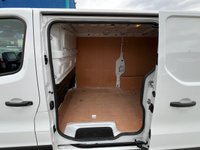 USED 2025 74 RENAULT TRAFIC 2.0 dCi Blue SL30 Advance Panel Van 5dr Diesel Manual L1 H1 Euro 6 (s/s) (130 ps) 