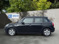 USED 2020 20 MINI HATCH 1.5 Cooper Classic Hatchback 5dr Petrol Steptronic Euro 6 (s/s) (136 ps) &pound;200 TO SECURE - DELIVERY AVAILABLE