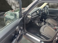 USED 2020 20 MINI HATCH 1.5 Cooper Classic Hatchback 5dr Petrol Steptronic Euro 6 (s/s) (136 ps) &pound;200 TO SECURE - DELIVERY AVAILABLE