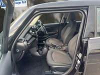 USED 2020 20 MINI HATCH 1.5 Cooper Classic Hatchback 5dr Petrol Steptronic Euro 6 (s/s) (136 ps) &pound;200 TO SECURE - DELIVERY AVAILABLE