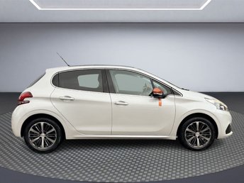 View our PEUGEOT 208