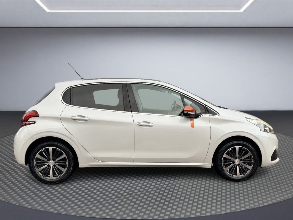 USED 2016 66 PEUGEOT 208 1.2 PureTech Roland Garros Hatchback 5dr Petrol EAT Euro 6 (s/s) (110 ps) PAN ROOF+APP CARPLAY+R/CAMERA+NAV