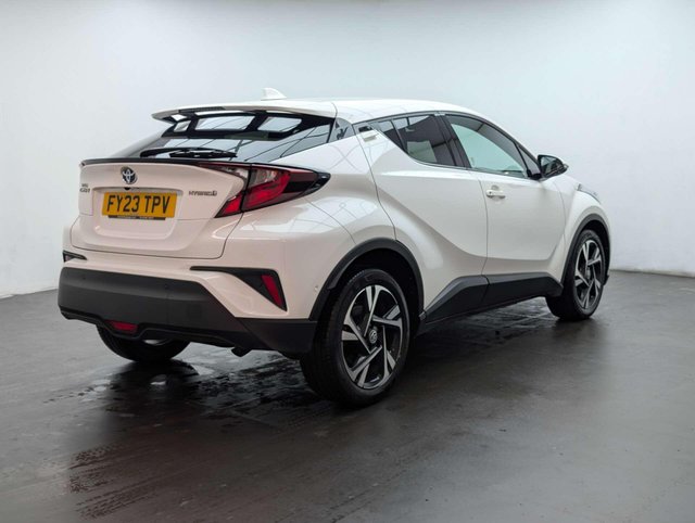USED 2023 23 TOYOTA C-HR 1.8 C-HR Design HEV CVT 5dr CLICK+COLLECT / HOME DELIVERY