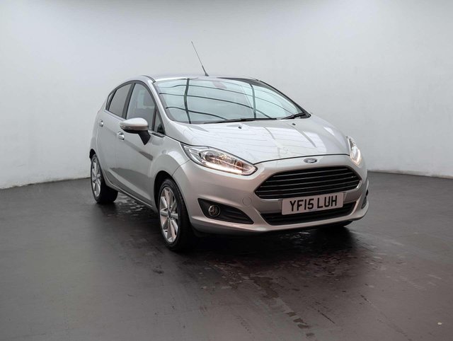 USED 2015 15 FORD FIESTA 1.6 Fiesta Titanium Auto 5dr CLICK+COLLECT / HOME DELIVERY