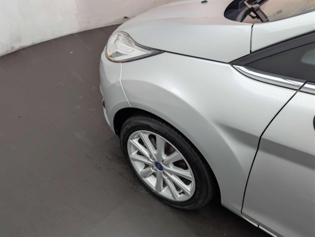 USED 2015 15 FORD FIESTA 1.6 Fiesta Titanium Auto 5dr CLICK+COLLECT / HOME DELIVERY