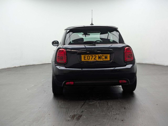 USED 2022 72 MINI HATCH Cooper S Electric Level 3 3dr CLICK+COLLECT / HOME DELIVERY