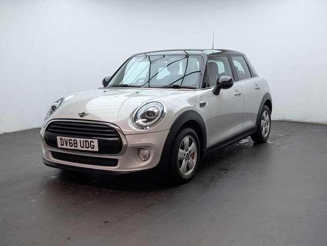 USED 2018 68 MINI HATCH 1.5 Cooper 5dr CLICK+COLLECT / HOME DELIVERY