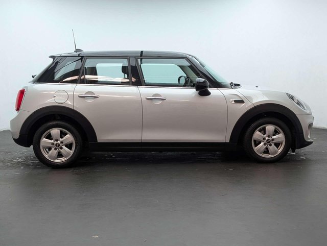 USED 2018 68 MINI HATCH 1.5 Cooper 5dr CLICK+COLLECT / HOME DELIVERY