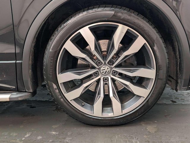 USED 2018 18 VOLKSWAGEN TIGUAN 2.0 Tiguan R-Line TSi BlueMotion Technology 4Motion Semi-Auto 4WD 5dr CLICK+COLLECT / HOME DELIVERY