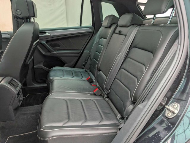 USED 2018 18 VOLKSWAGEN TIGUAN 2.0 Tiguan R-Line TSi BlueMotion Technology 4Motion Semi-Auto 4WD 5dr CLICK+COLLECT / HOME DELIVERY