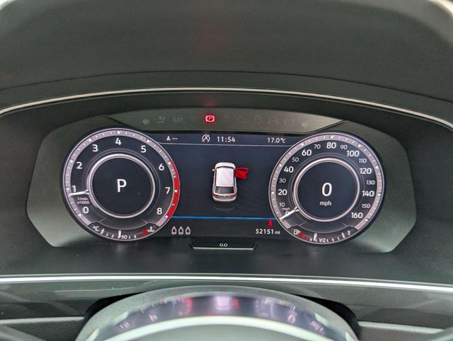 USED 2018 18 VOLKSWAGEN TIGUAN 2.0 Tiguan R-Line TSi BlueMotion Technology 4Motion Semi-Auto 4WD 5dr CLICK+COLLECT / HOME DELIVERY