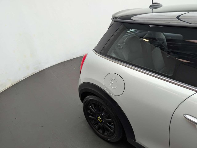 USED 2022 72 MINI HATCH Cooper S Electric Level 2 3dr CLICK+COLLECT / HOME DELIVERY