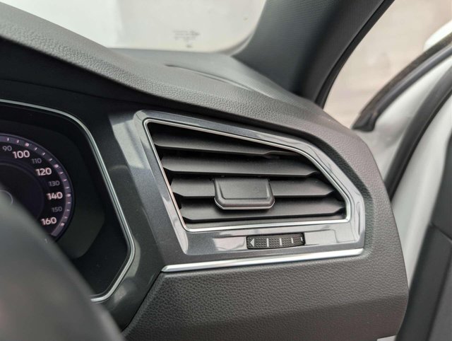 USED 2017 17 VOLKSWAGEN TIGUAN 2.0 Tiguan R-Line TSi BlueMotion Technology 4Motion Semi-Auto 4WD 5dr CLICK+COLLECT / HOME DELIVERY