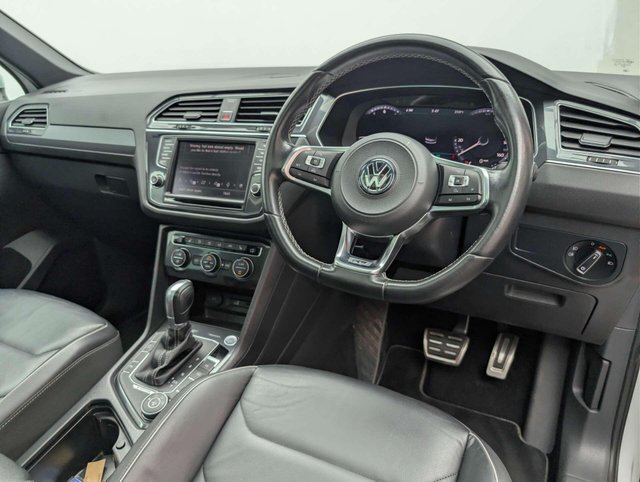 USED 2017 17 VOLKSWAGEN TIGUAN 2.0 Tiguan R-Line TSi BlueMotion Technology 4Motion Semi-Auto 4WD 5dr CLICK+COLLECT / HOME DELIVERY