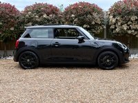 USED 2022 22 MINI Electric Hatch Cooper SE 32.6kWh Shadow Edition HUGE SPEC Hatchback 3dr Electric Auto (184 ps) 