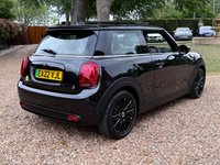 USED 2022 22 MINI Electric Hatch Cooper SE 32.6kWh Shadow Edition HUGE SPEC Hatchback 3dr Electric Auto (184 ps) 