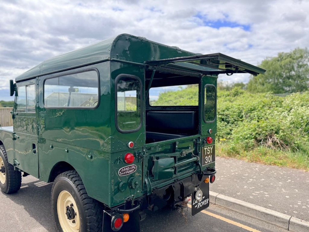 USED 1957 LAND ROVER SERIES 1 86