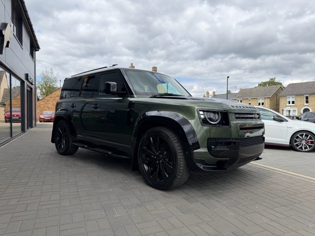 View our LAND ROVER DEFENDER 110