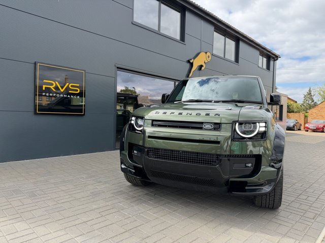 View our LAND ROVER DEFENDER 110