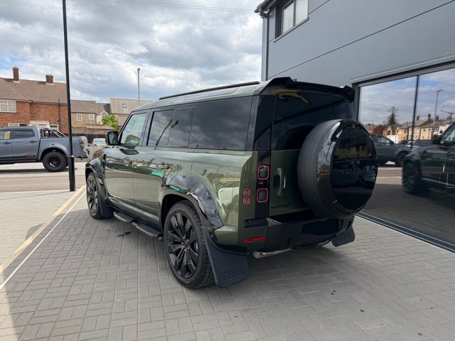 View our LAND ROVER DEFENDER 110