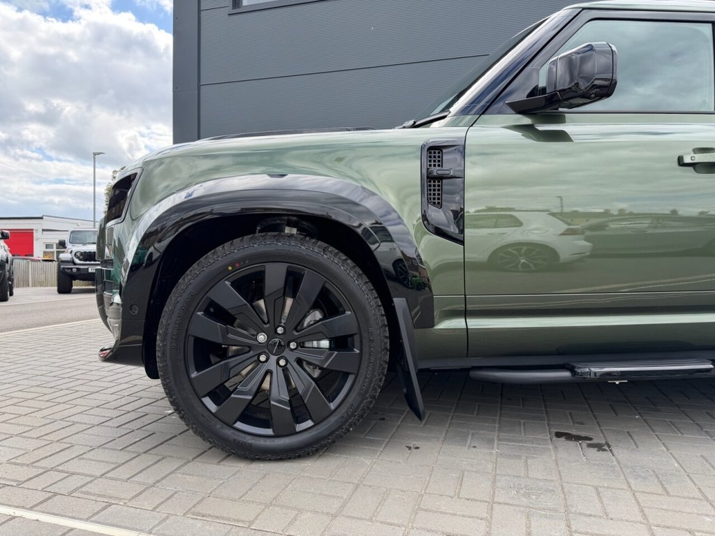 USED 2026 26 LAND ROVER DEFENDER 110 3.0 D250 MHEV S Hard Top SUV 5dr Diesel Auto 4WD MWB Euro 6 (s/s) (249 ps) REAR SEAT CONV' & URBAN STYLING