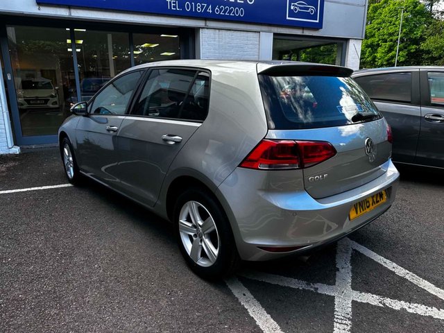 View our VOLKSWAGEN GOLF
