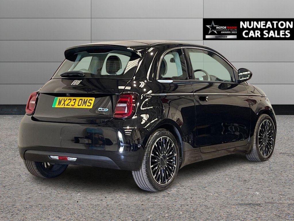 USED 2023 23 FIAT 500E 42kWh La Prima By Bocelli Hatchback 3dr Electric Auto (118 ps) One Owner - Full History
