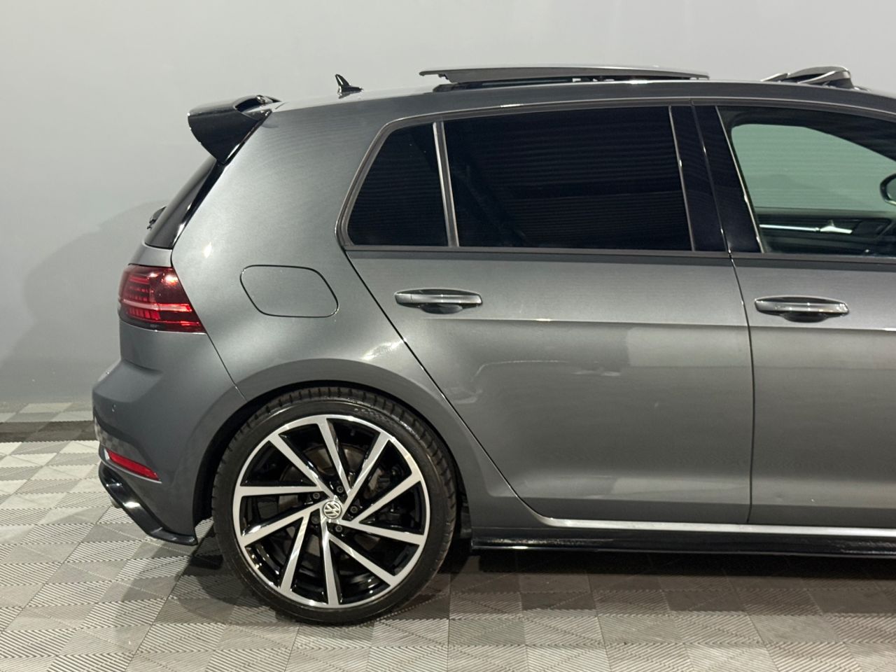 2019 69 VOLKSWAGEN GOLF