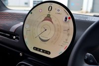 USED 2025 75 MINI ELECTRIC COOPER SE 54.2kWh Sport Auto 3dr MINI WARRANTY NOV 2028-1 OWNER
