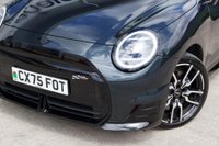 USED 2025 75 MINI ELECTRIC COOPER SE 54.2kWh Sport Auto 3dr MINI WARRANTY NOV 2028-1 OWNER