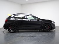 USED 2017 67 MERCEDES-BENZ GLA 2.0 GLA45 AMG Yellow Night Edition SUV 5dr Petrol SpdS DCT 4MATIC Euro 6 (s/s) (381 ps) FULL MERC HISTORY+PAN ROOF