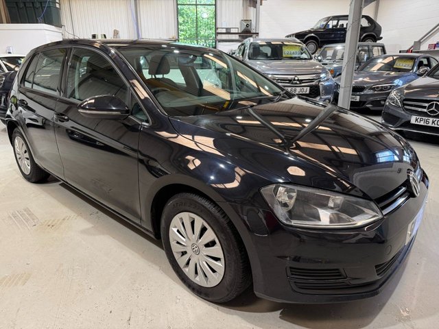 View our VOLKSWAGEN GOLF