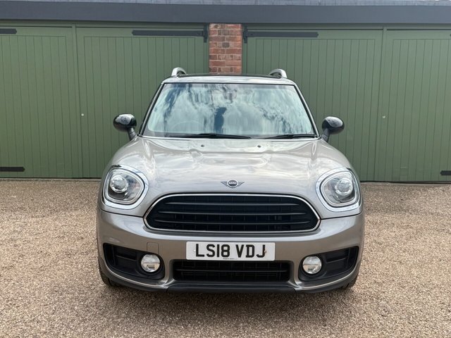 View our MINI COUNTRYMAN