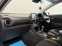 USED 2018 68 HYUNDAI KONA 1.0 T-GDi Blue Drive Premium SUV 5dr Petrol Manual 120 bhp 