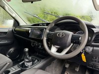 USED 2016 66 TOYOTA HI-LUX 2.4 D-4D Active Pickup Double Cab 4dr Diesel Manual 4WD Euro 6 (150 ps) BEST VALUE VANS AND TRUCKS IN UK