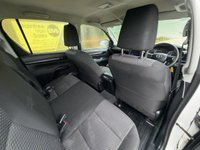USED 2016 66 TOYOTA HI-LUX 2.4 D-4D Active Pickup Double Cab 4dr Diesel Manual 4WD Euro 6 (150 ps) BEST VALUE VANS AND TRUCKS IN UK