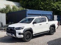 USED 2022 22 TOYOTA HI-LUX 2.8 D-4D Invincible X Pickup Double Cab 4dr Diesel Auto 4WD Euro 6 (s/s) (204 ps) 