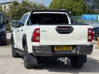 USED 2022 22 TOYOTA HI-LUX 2.8 D-4D Invincible X Pickup Double Cab 4dr Diesel Auto 4WD Euro 6 (s/s) (204 ps) 